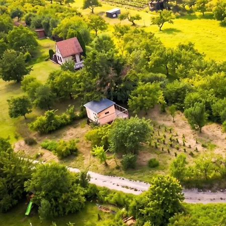 U Nebe - Glamping S Vyvysenym Tiny House Glamping *