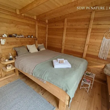U Nebe - Glamping S Vyvysenym Tiny House Glamping